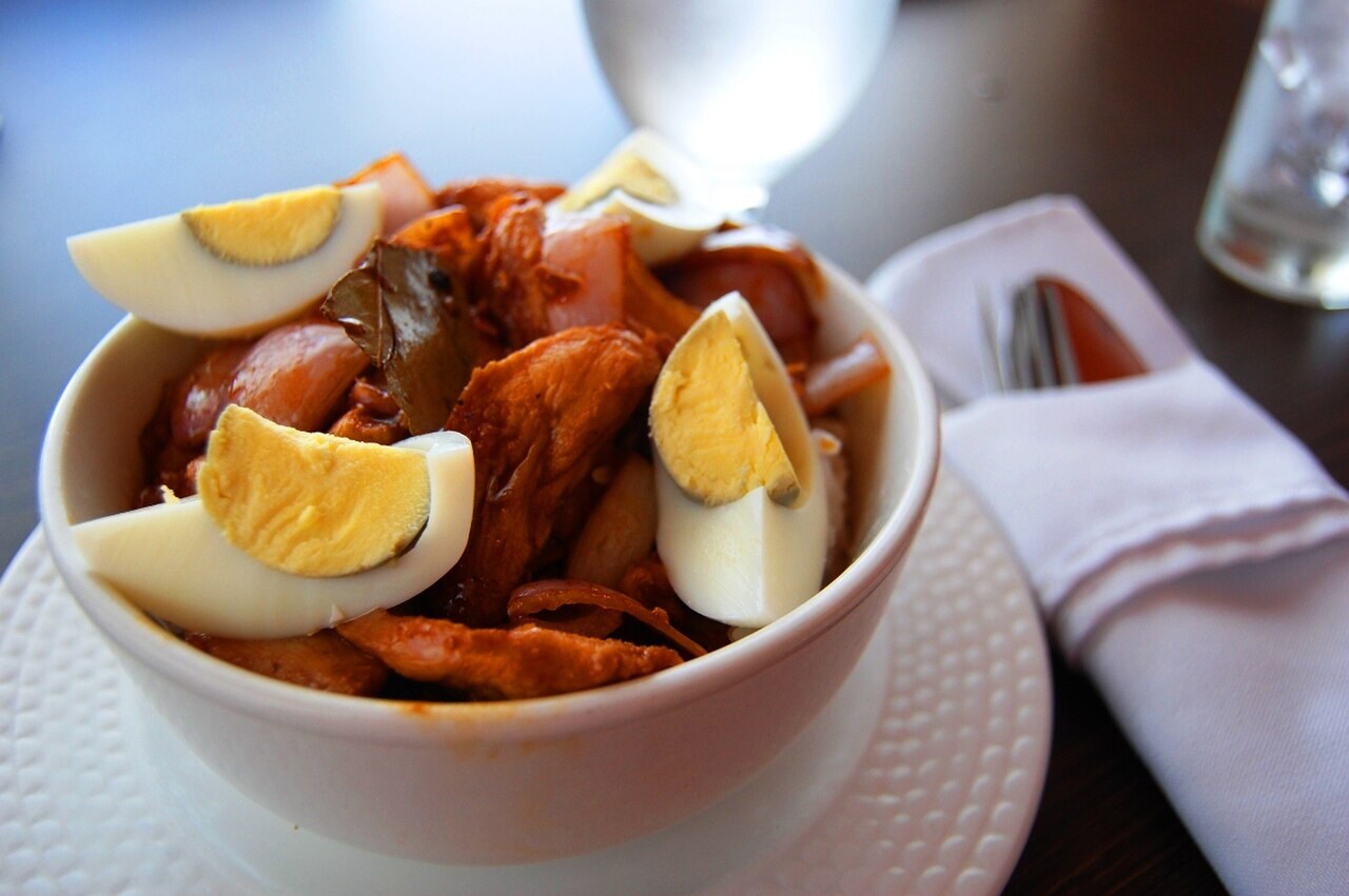 Chicken Adobo: Filipino Soy-Vinegar Chicken for Everyday Rice Bowls - Chicken adobo rice topping with eggs.