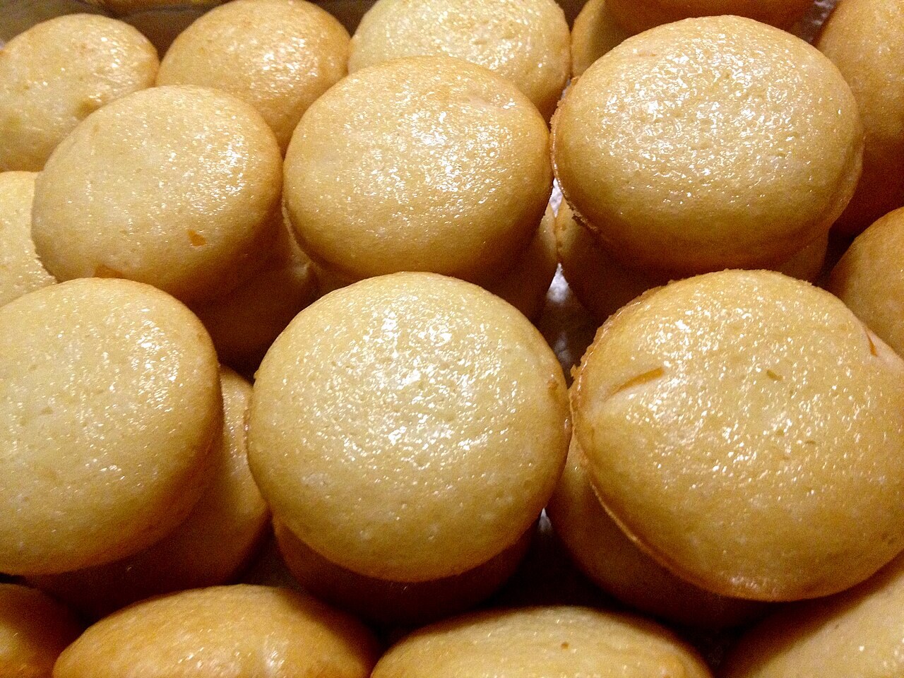 Mamon: Soft Filipino Chiffon Sponge Cakes - Mamon serving photo.