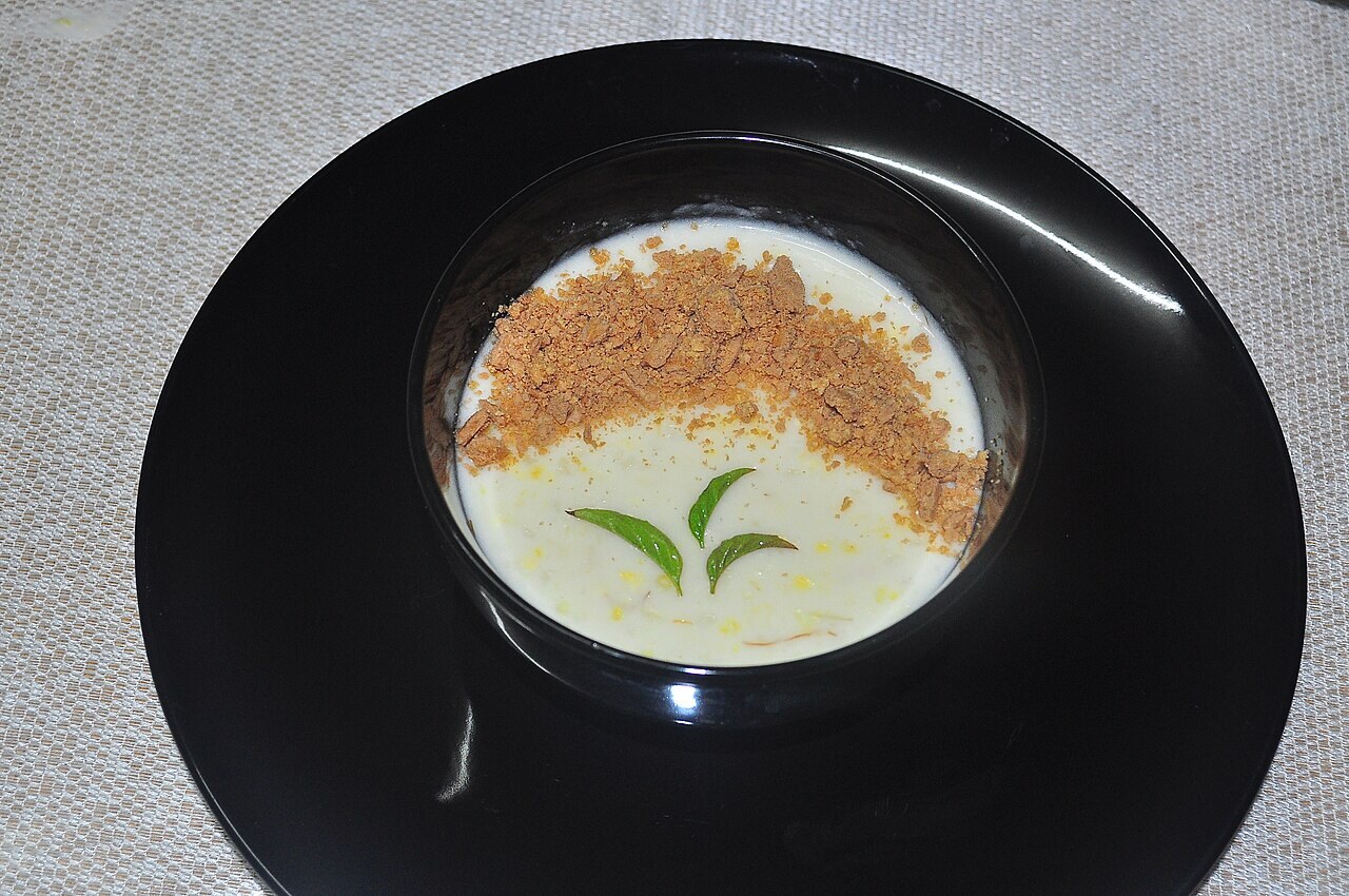 Ginataang Mais: Sweet Corn and Sticky Rice Porridge - Ginataang Mais serving photo.