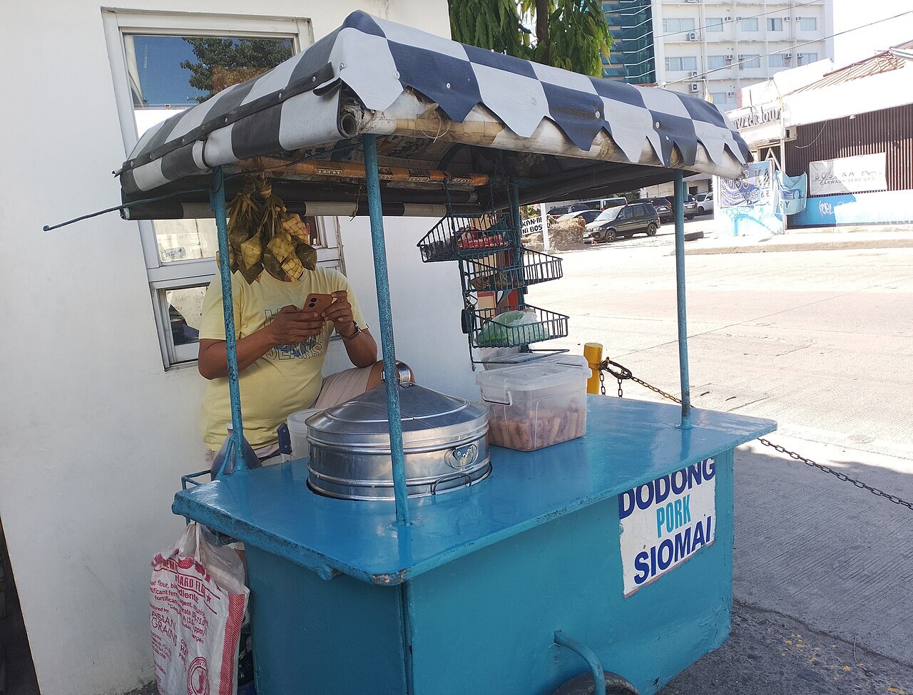 Pork Siomai: Filipino-Style Dumplings with Calamansi Soy - Dodong Pork Siomai street food in Mandaue City.