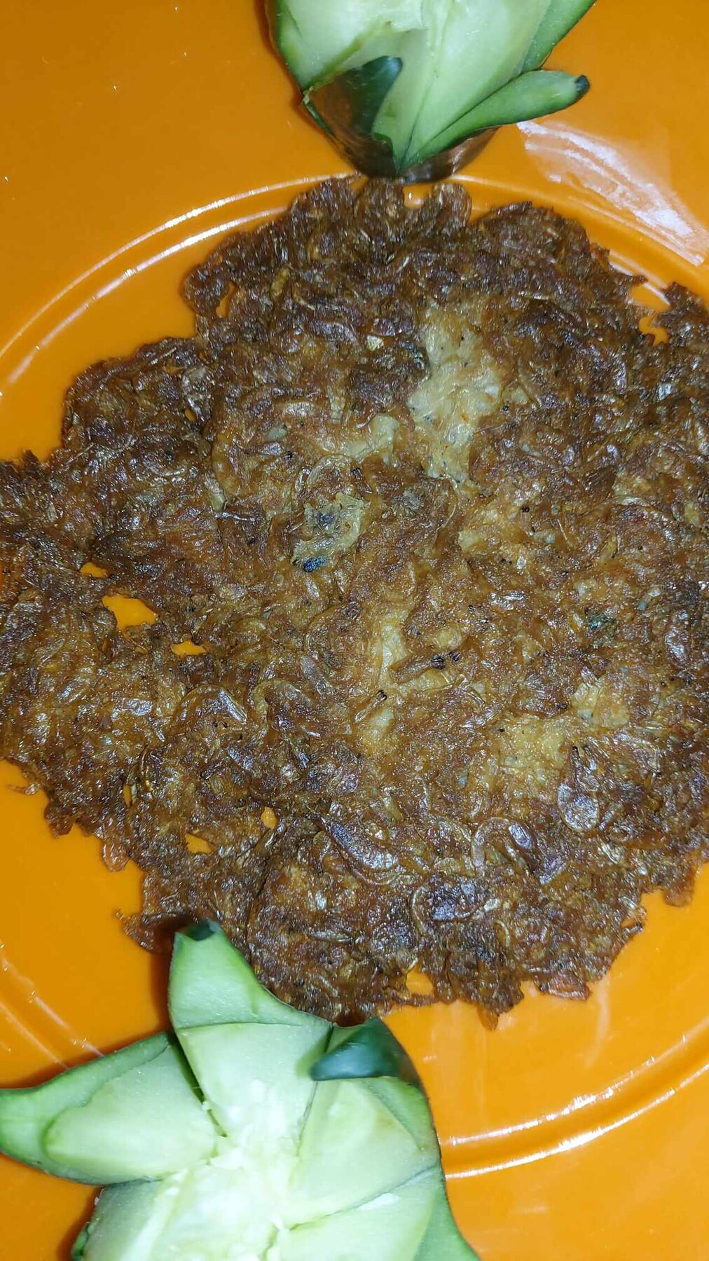 Ukoy: Filipino Shrimp and Vegetable Fritters - Ukoy recipe from small shrimps is the Filipino version of shrimp fritters,mix with butter and fried until crispy.