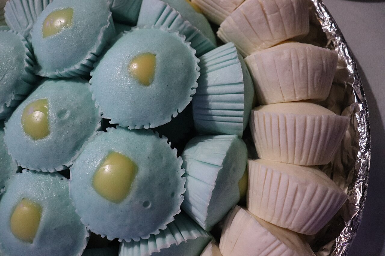 Puto Cheese: Steamed Filipino Rice Cakes - Steamed puto cheese.