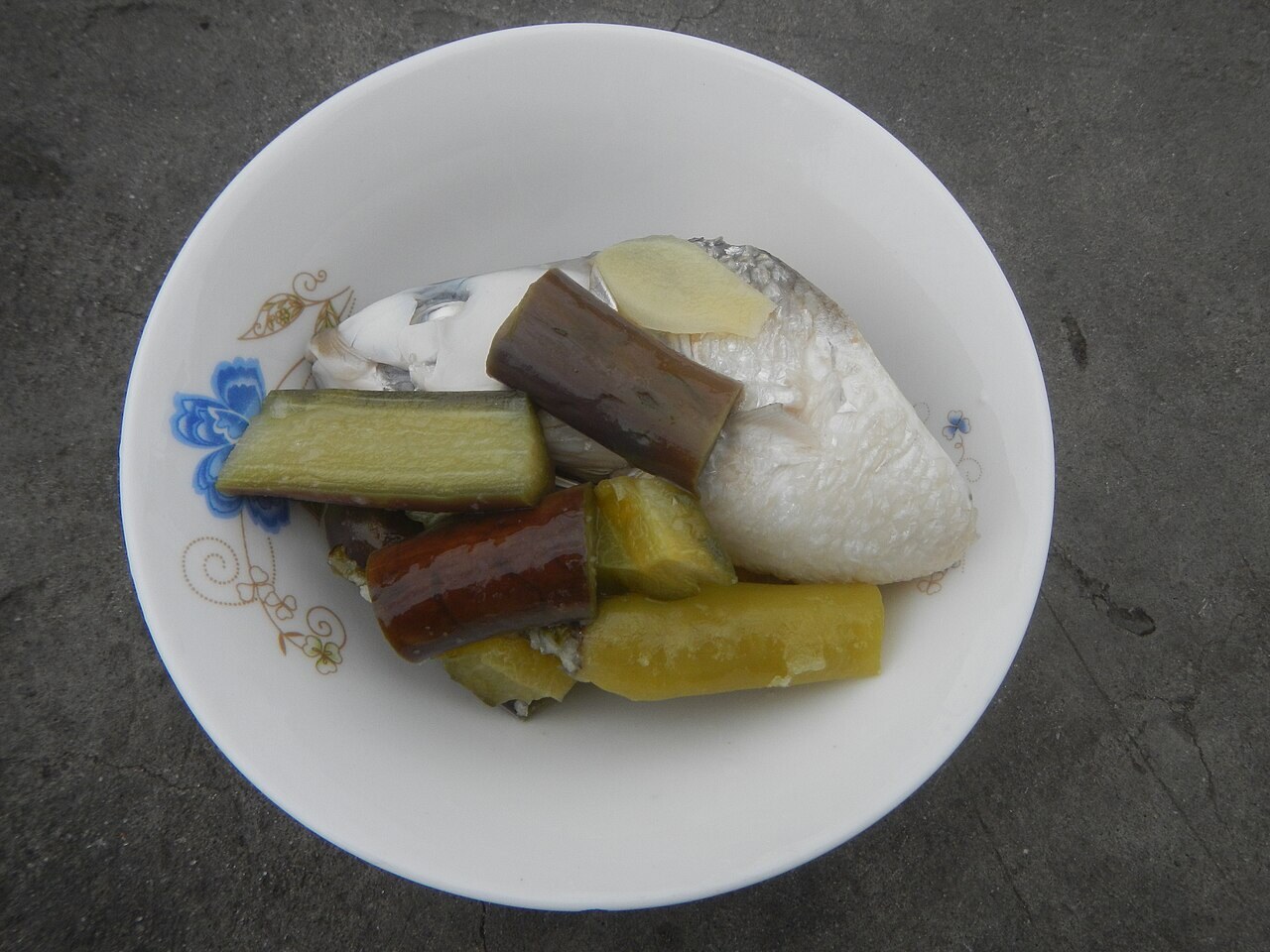 Paksiw na Bangus: Milkfish in Vinegar with Ginger and Eggplant - Paksiw na Bangus (Note: Judge Florentino Floro, the owner, to repeat, Donor Florentino Floro of all these photos here.