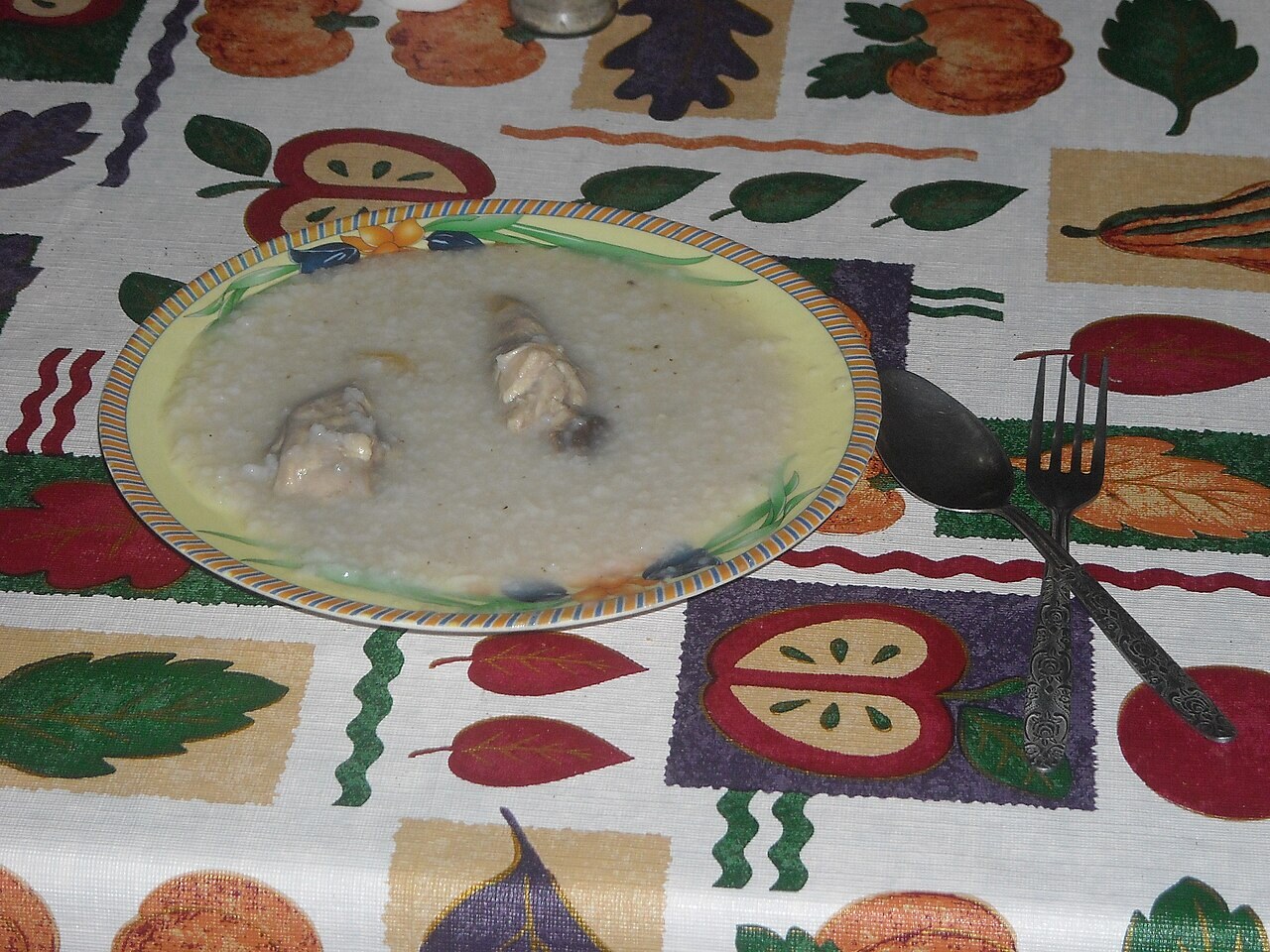 Arroz Caldo: Filipino Ginger Chicken Rice Porridge - Classic arroz caldo bowl.