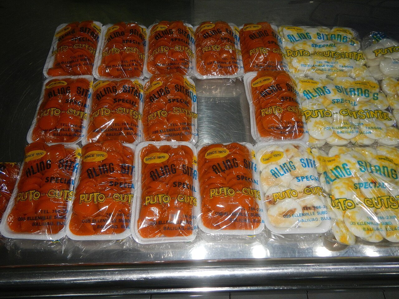 Kutsinta: Chewy Filipino Steamed Rice Cakes with Coconut - Aling Sitang's Puto kutsinta in Barangays Tangos , Baliuag, Bulacan , Bulacan Province from Flyover at the Maharlika.