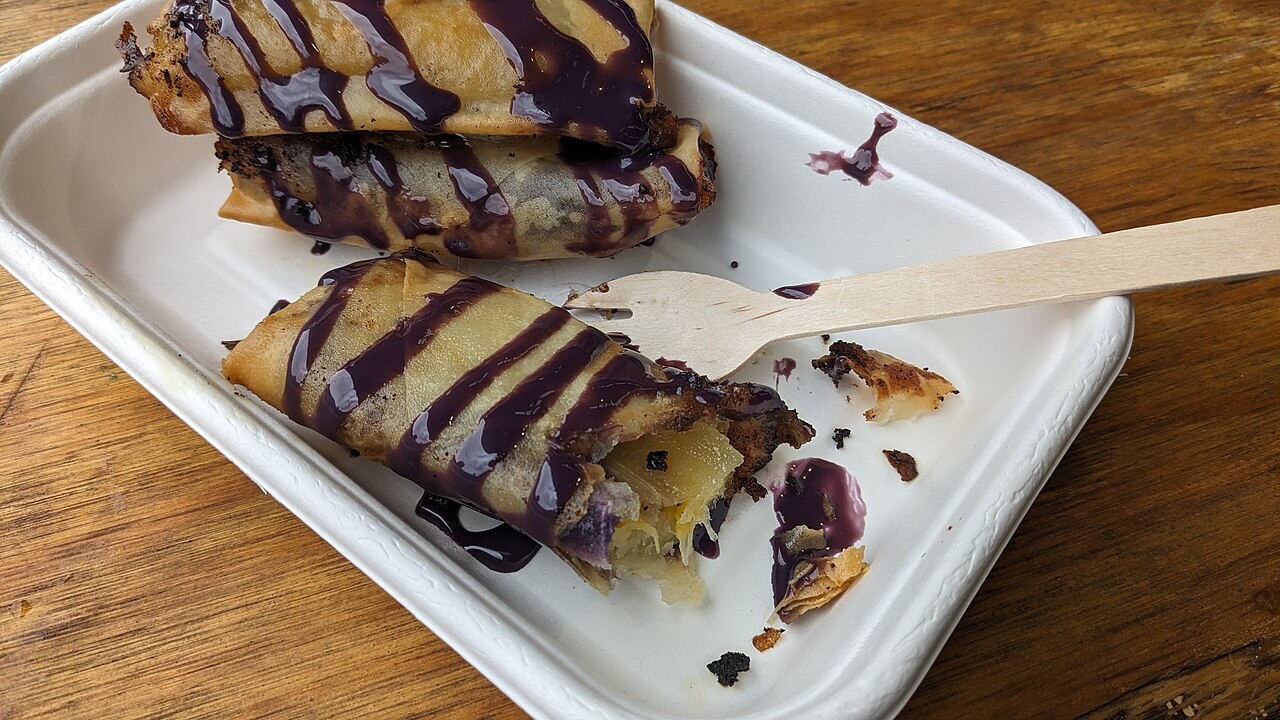 Turon: Crispy Filipino Banana Lumpia - Inside a turon with ube sauce.