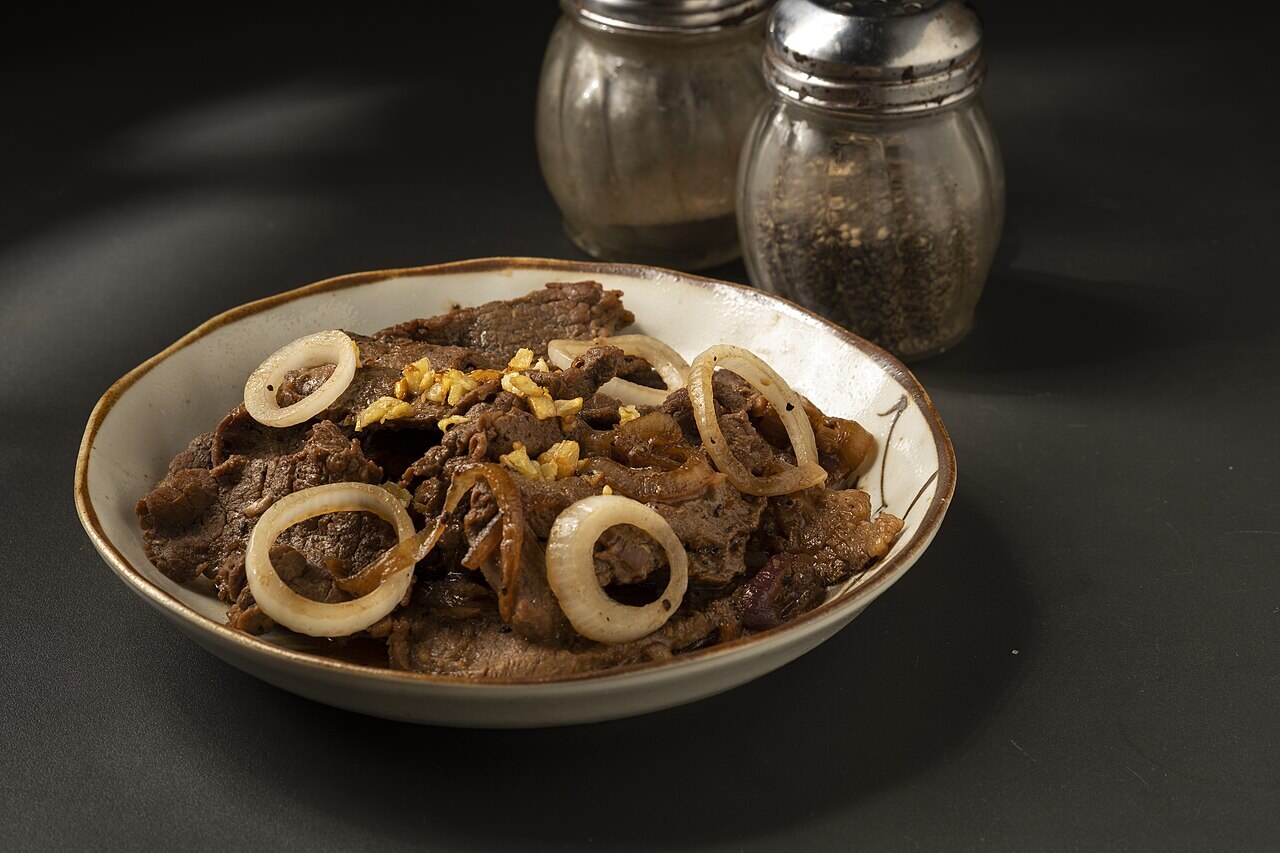 Bistek Tagalog: Calamansi Soy Beef with Onions - Bistek Tagalog with onions.
