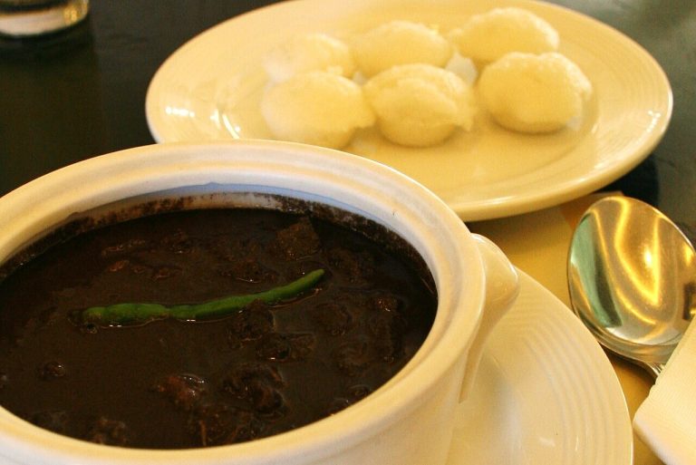 Dinuguan with Puto: Filipino Savory Pork Blood Stew recipe
