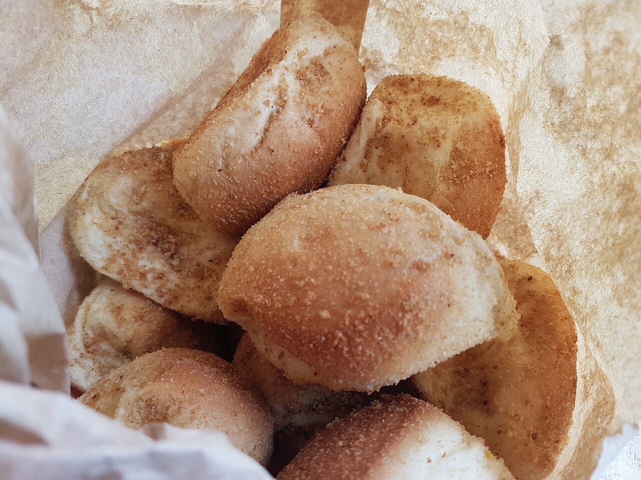 Pandesal: Soft Filipino Bread Rolls - Pan de sal rolls.