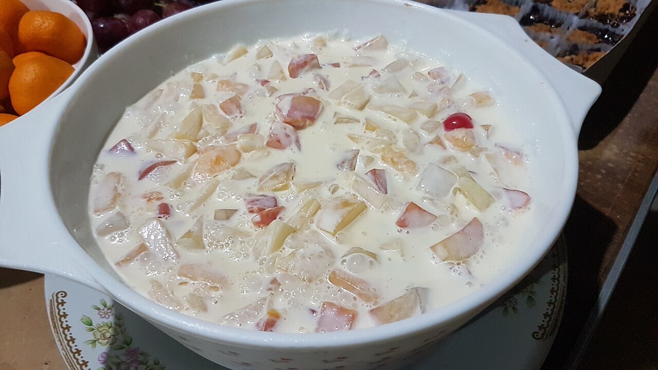 Filipino Fruit Salad: Creamy Party Dessert - Filipino fruit salad.
