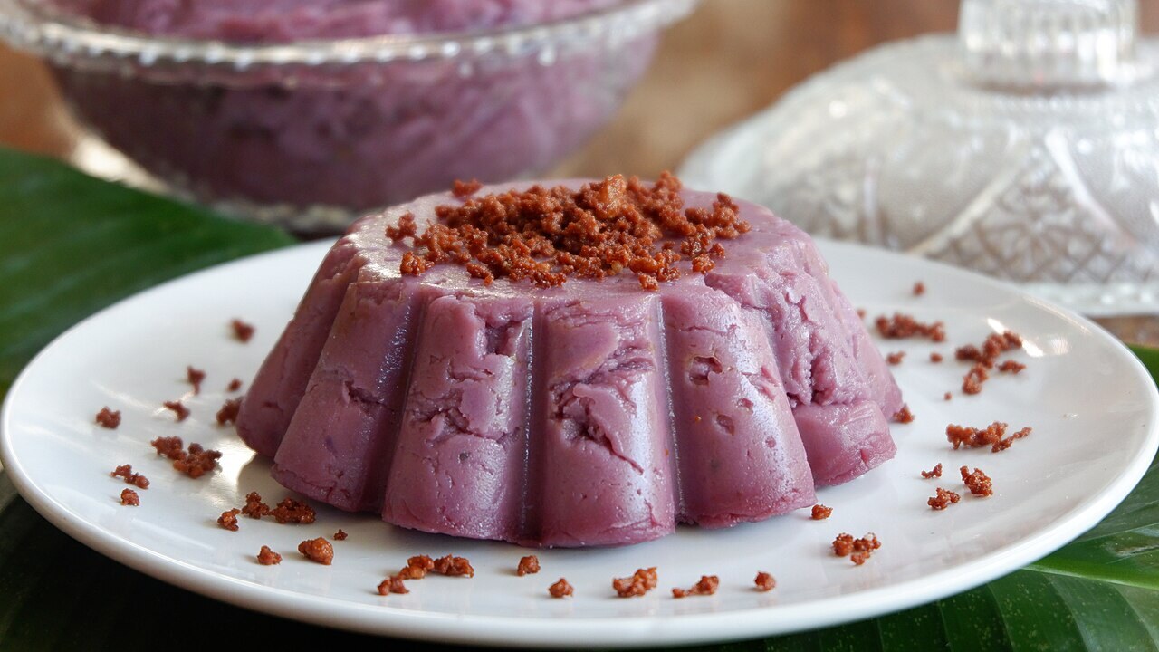 Ube Skillet Crinkle Cookie - Ube halaya for the purple yam swirl.