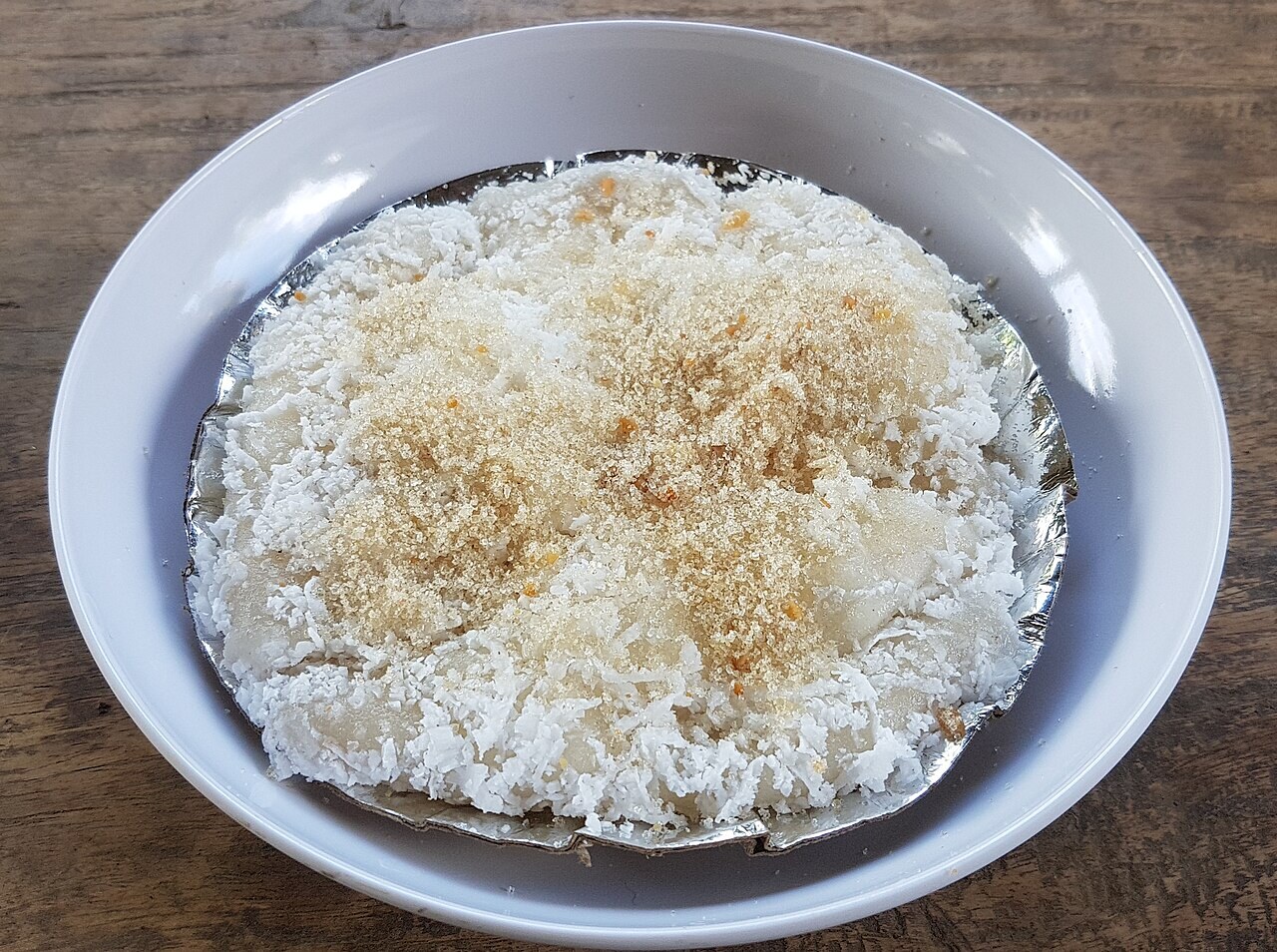 Palitaw: Filipino Rice Cakes with Coconut and Sesame - Palitaw with coconut and sesame.