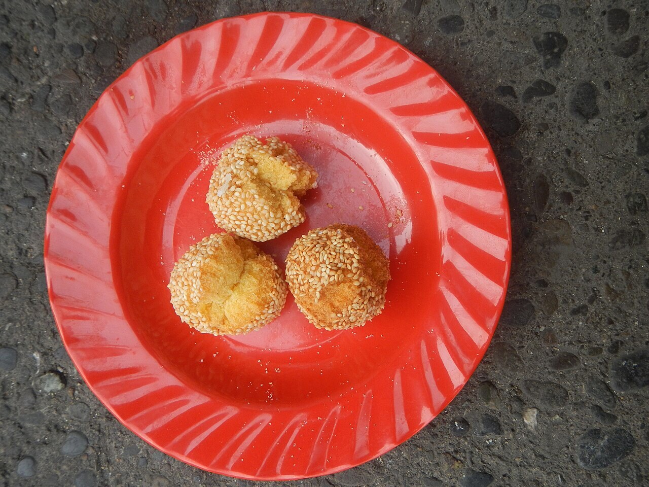 Binangkal: Sesame-Coated Filipino Fried Dough Balls - Binangkal in a Baliuag Bakery List of Philippine dishes Pulilan, Bulacan Public Market foods kakanin in Barangays Pob.