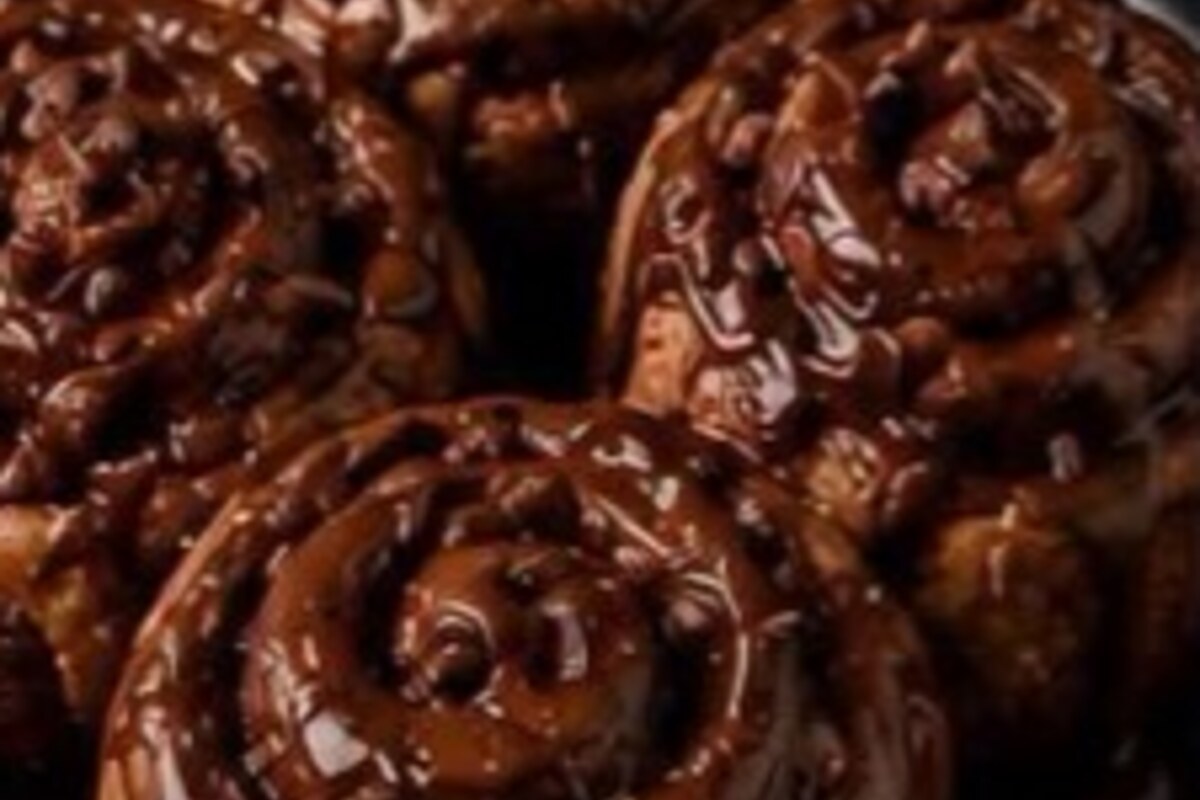 Chocolate Cinnamon Rolls serving idea.
