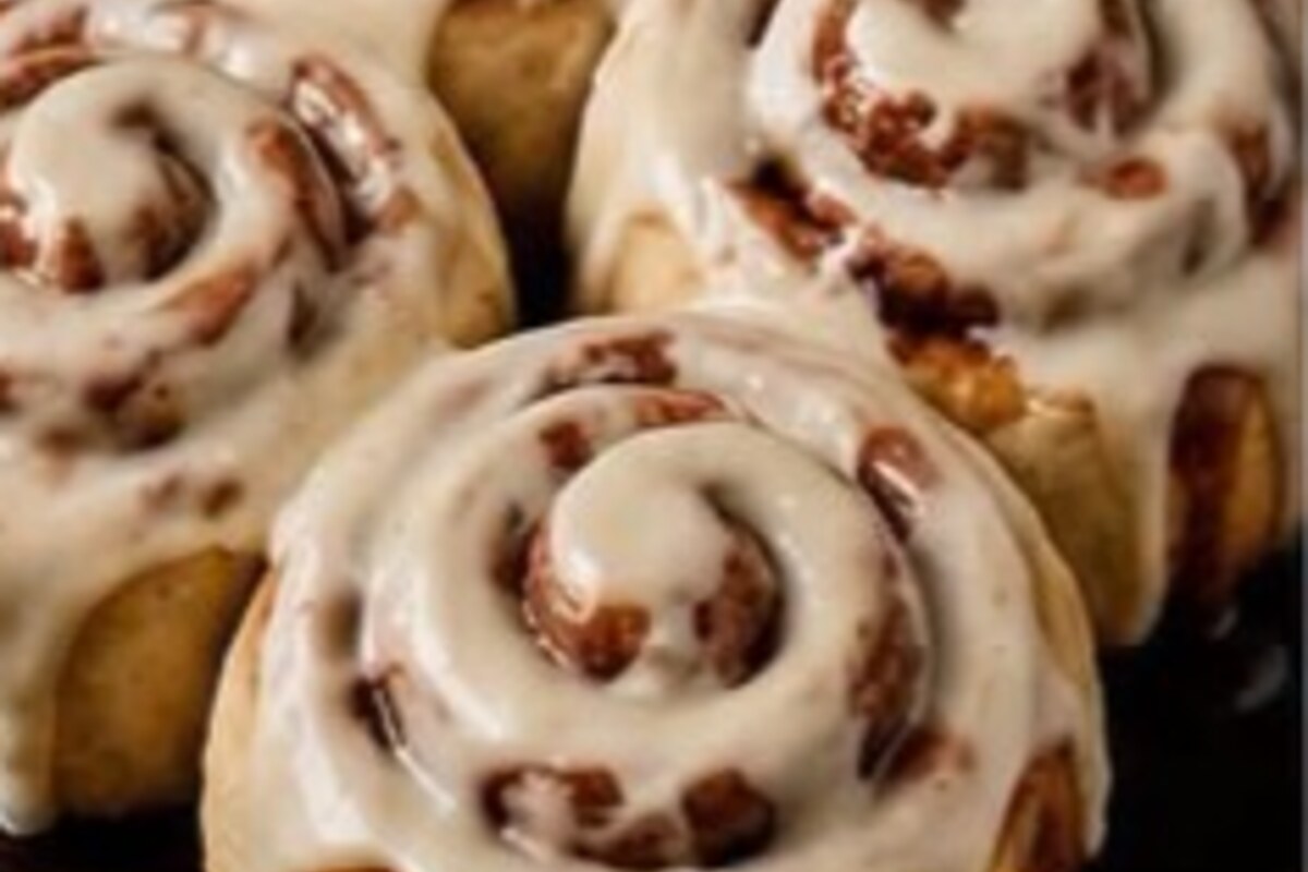 Classic Cinnamon Rolls serving idea.