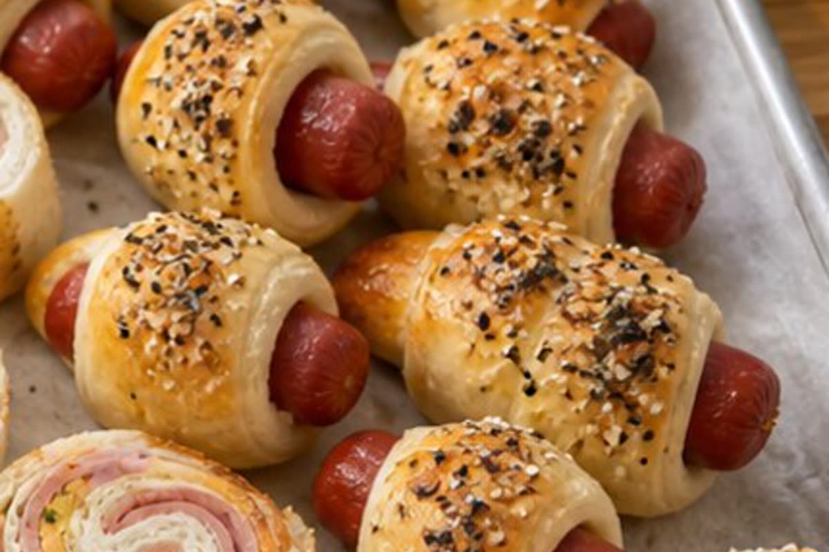 Everything Bagel Pigs in a Blanket
